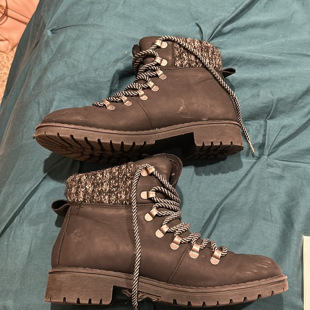 Lace up boots